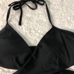 AMERICAN EAGLE WRAP AROUND SWIM TOP